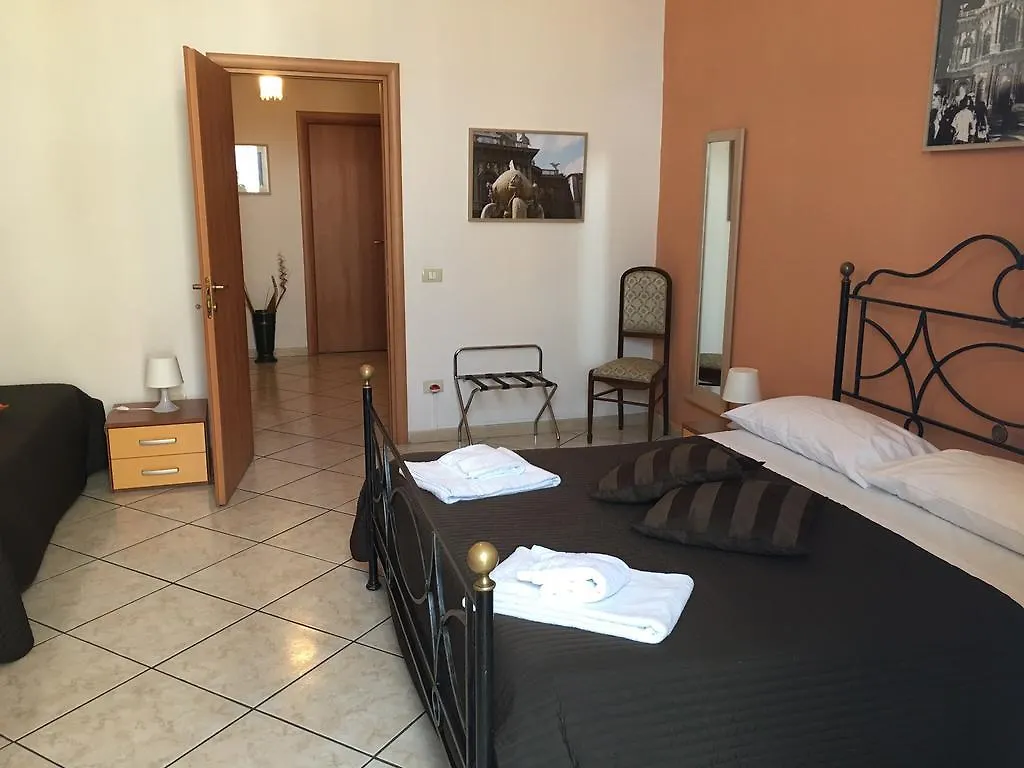 Platamone Rooms Catania Bed & Breakfast