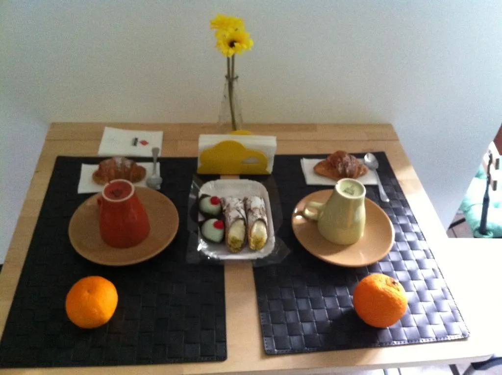 Bed & Breakfast Platamone Rooms Catania Italy